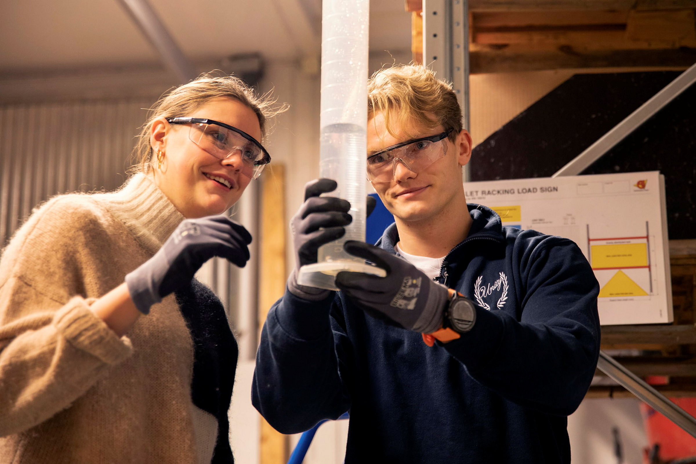 REALTEK
Foto tatt ifm. rekrutteringsfilmer.
Bildene viser studenter i forskjellige miljøer.
Produksjonsselskap MANUS