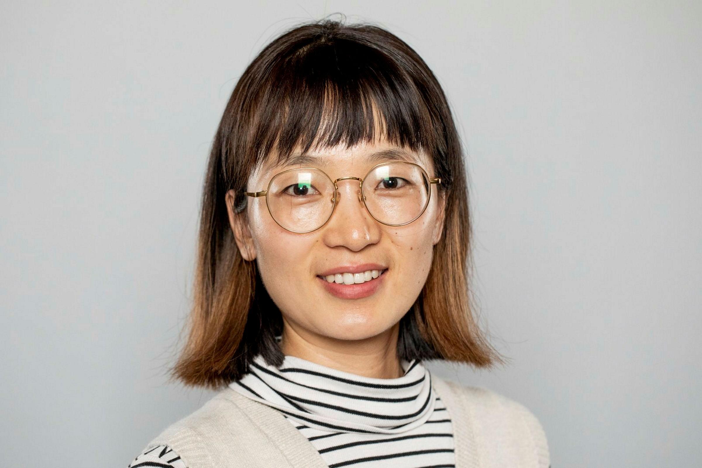 Bildet viser Junhui Hu
Stipendiat
Fakultet for miljøvitenskap og naturforvaltning, NMBU